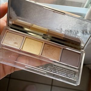 Clinique eyeshadow palette